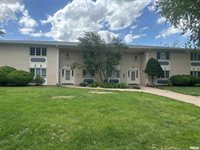 920 17TH Street, Moline, IL 61265