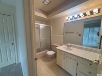 920 17TH Street, Moline, IL 61265