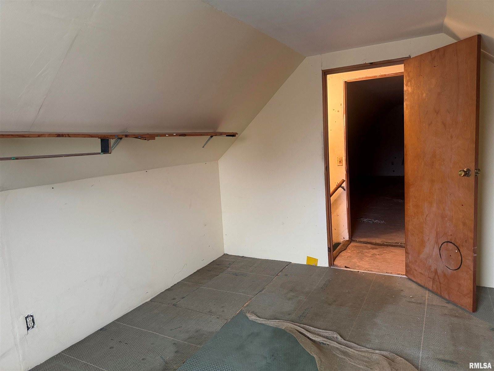 1534 39TH Street, Rock Island, IL 61201