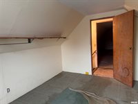 1534 39TH Street, Rock Island, IL 61201