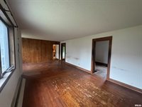 1534 39TH Street, Rock Island, IL 61201