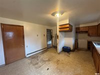 1534 39TH Street, Rock Island, IL 61201