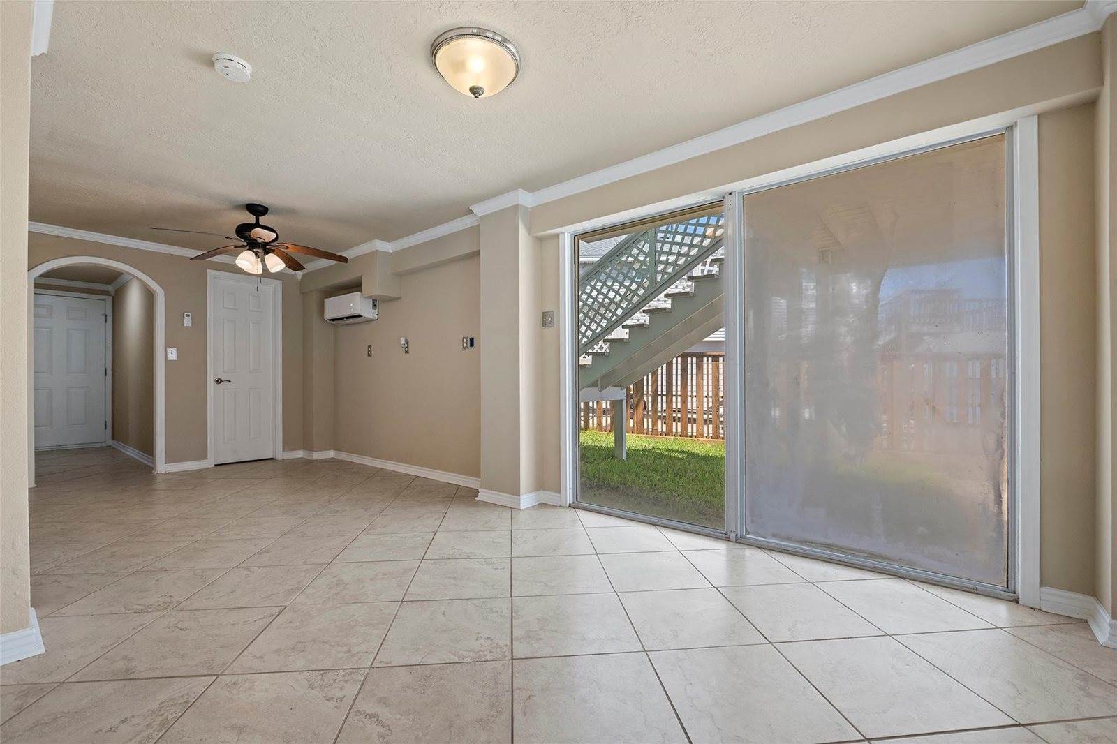 1303 Coral Way, Tiki Island, TX 77554