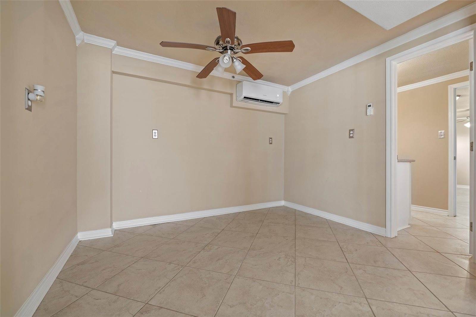 1303 Coral Way, Tiki Island, TX 77554