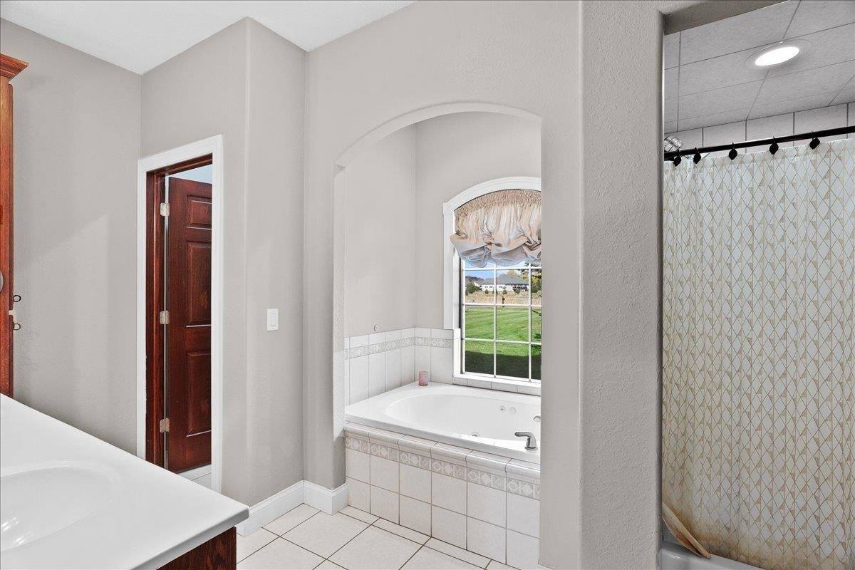 112019 Winterberry Circle, Marshfield, WI 54449