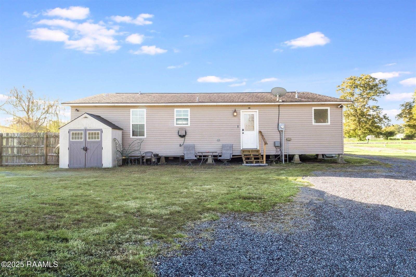 1014 Stanley Robert Road, Breaux Bridge, LA 70517