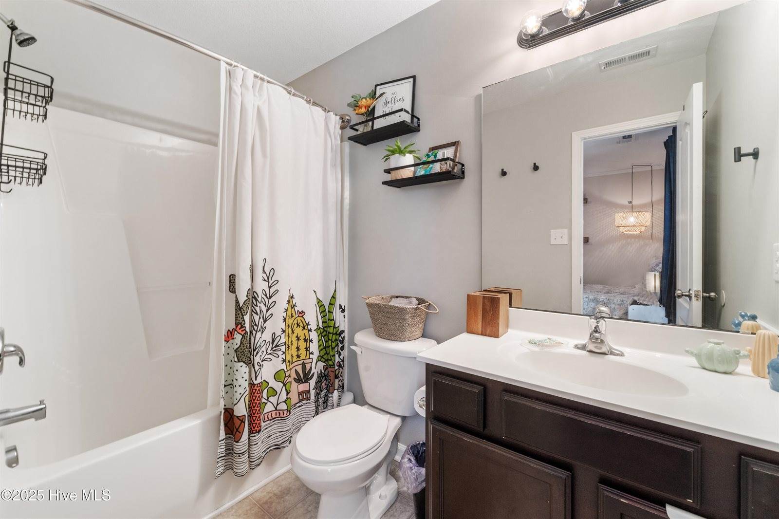 211 Glen Cannon Drive, Jacksonville, NC 28546