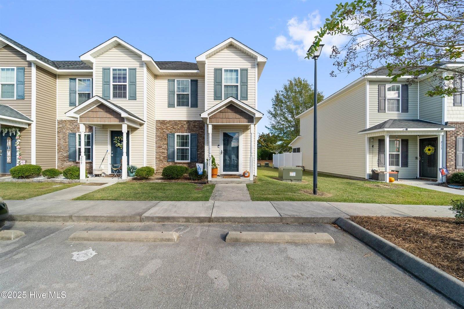 211 Glen Cannon Drive, Jacksonville, NC 28546