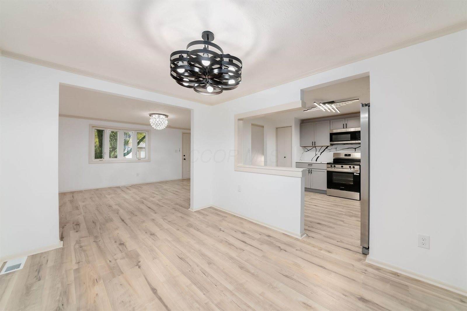 1325 Carlyle Drive, Reynoldsburg, OH 43068