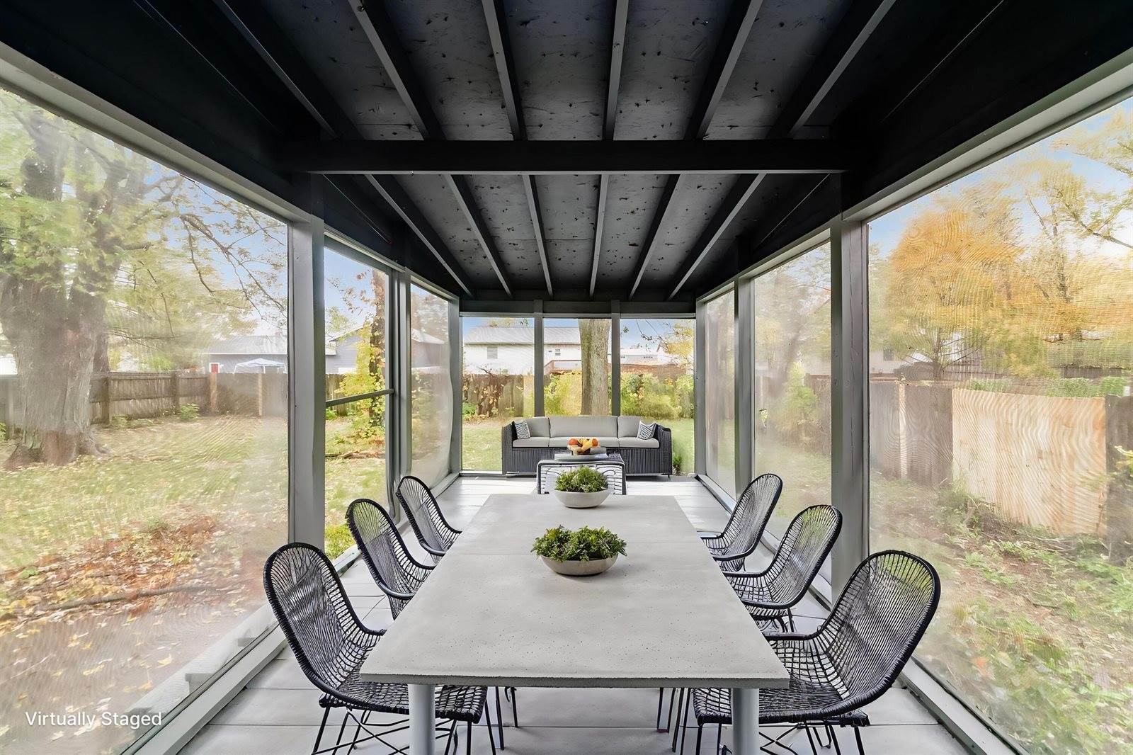 1325 Carlyle Drive, Reynoldsburg, OH 43068