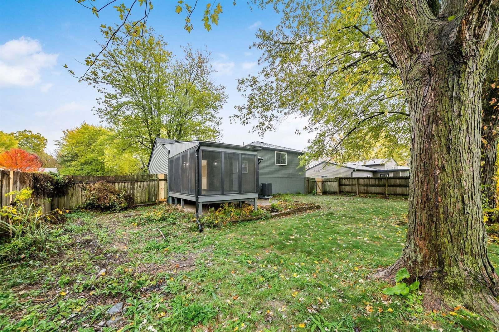 1325 Carlyle Drive, Reynoldsburg, OH 43068