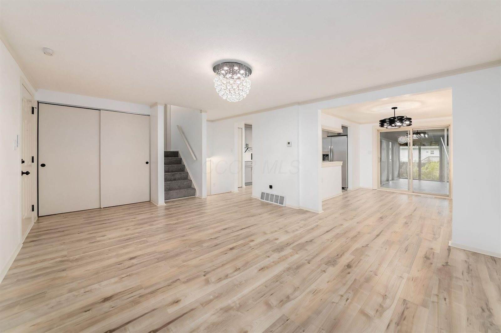 1325 Carlyle Drive, Reynoldsburg, OH 43068