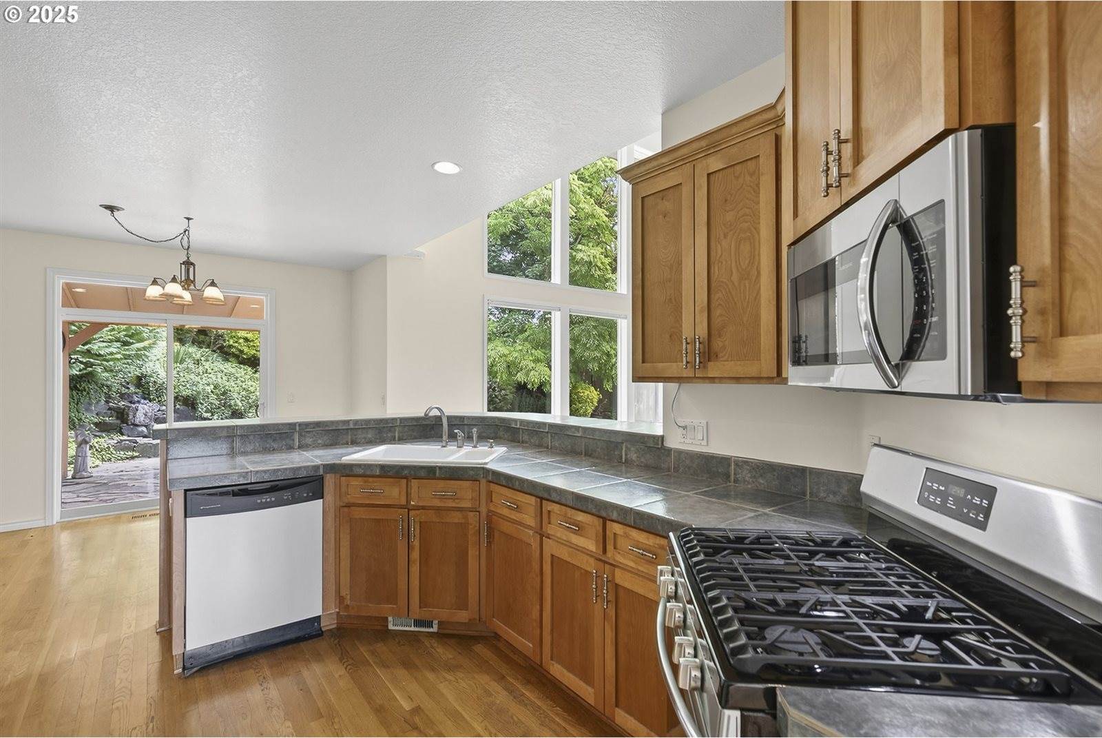 14822 SE Brightwood Ave, Milwaukie, OR 97267