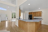 14822 SE Brightwood Ave, Milwaukie, OR 97267