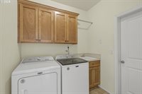14822 SE Brightwood Ave, Milwaukie, OR 97267
