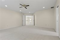 14822 SE Brightwood Ave, Milwaukie, OR 97267