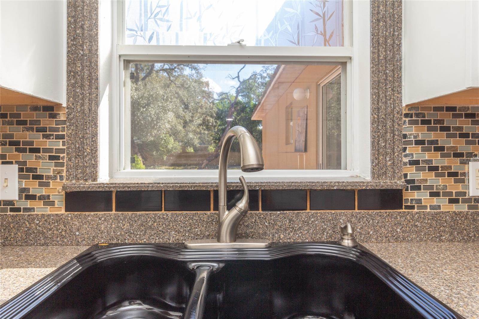 1552 Deltona Boulevard, Spring Hill, FL 34606