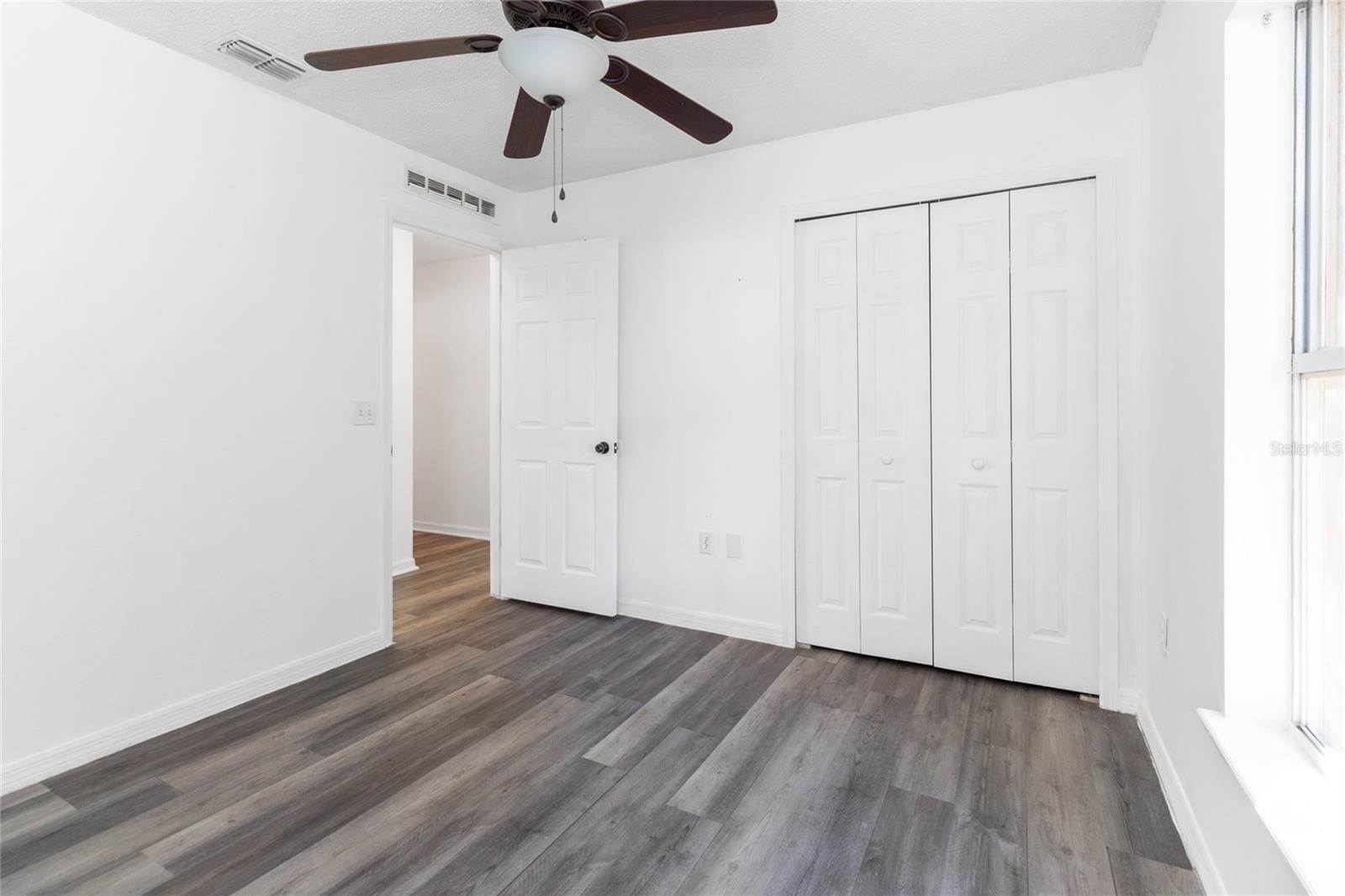 1552 Deltona Boulevard, Spring Hill, FL 34606