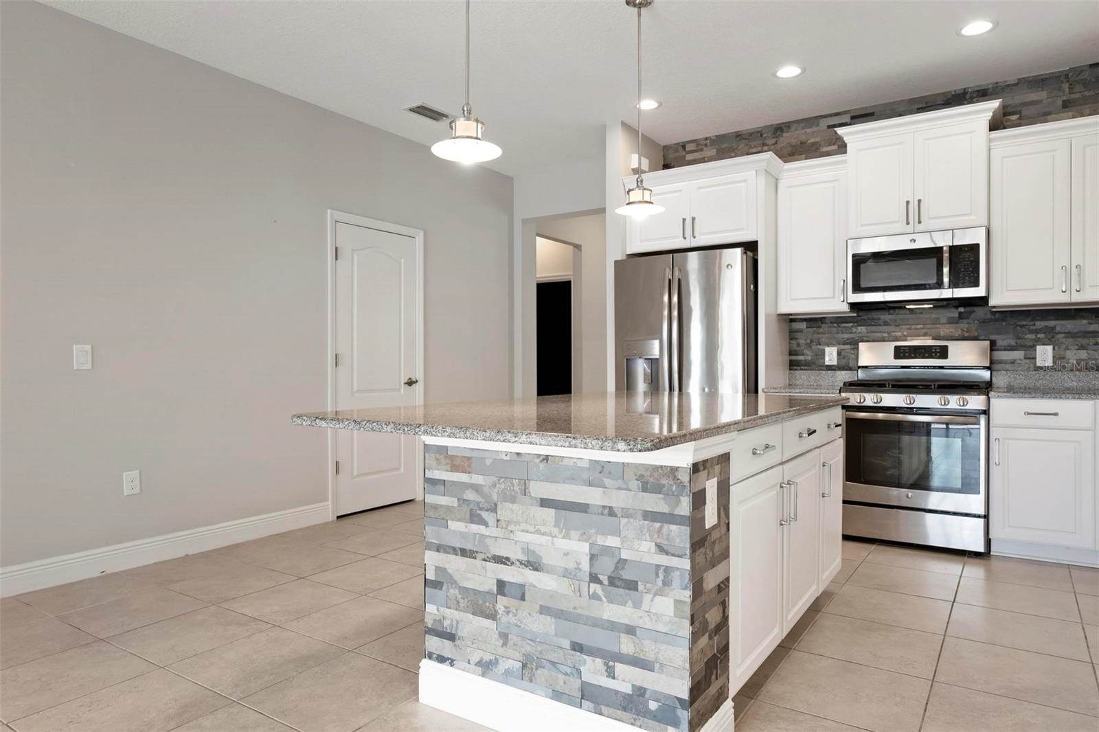 341 Acerno Drive, Nokomis, FL 34275