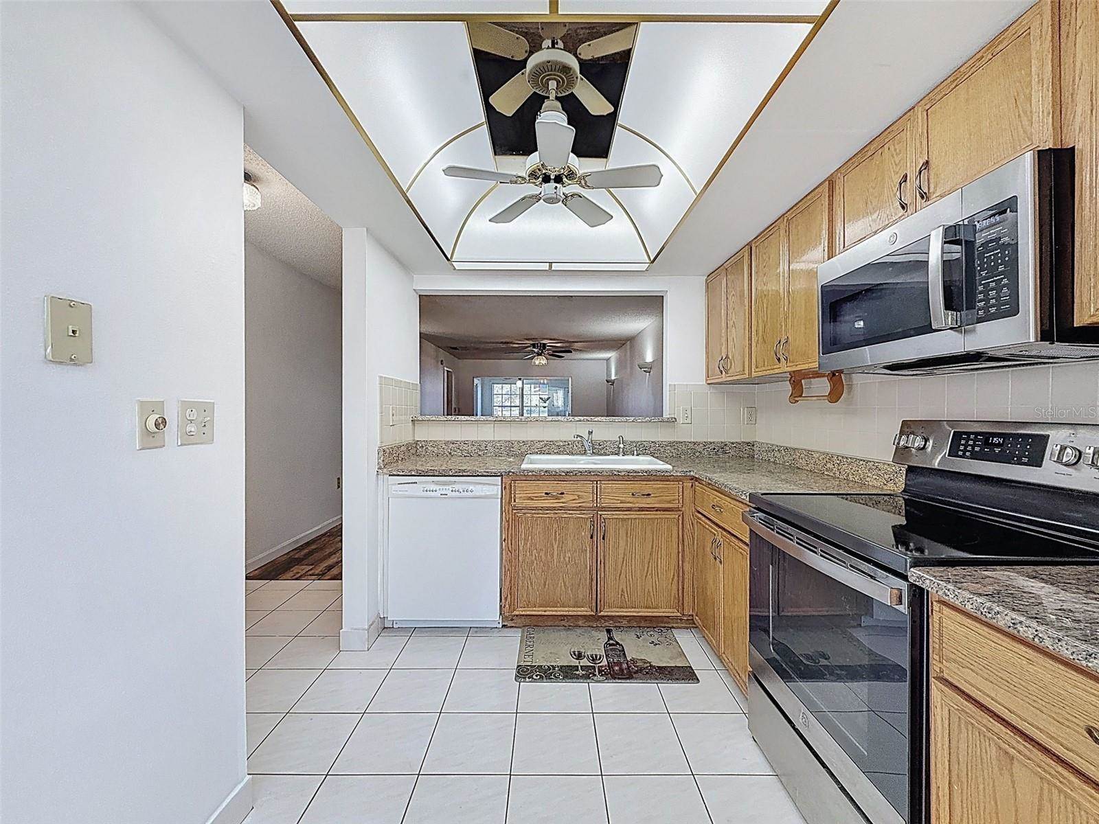 11403 Versailles Lane, #E, Port Richey, FL 34668