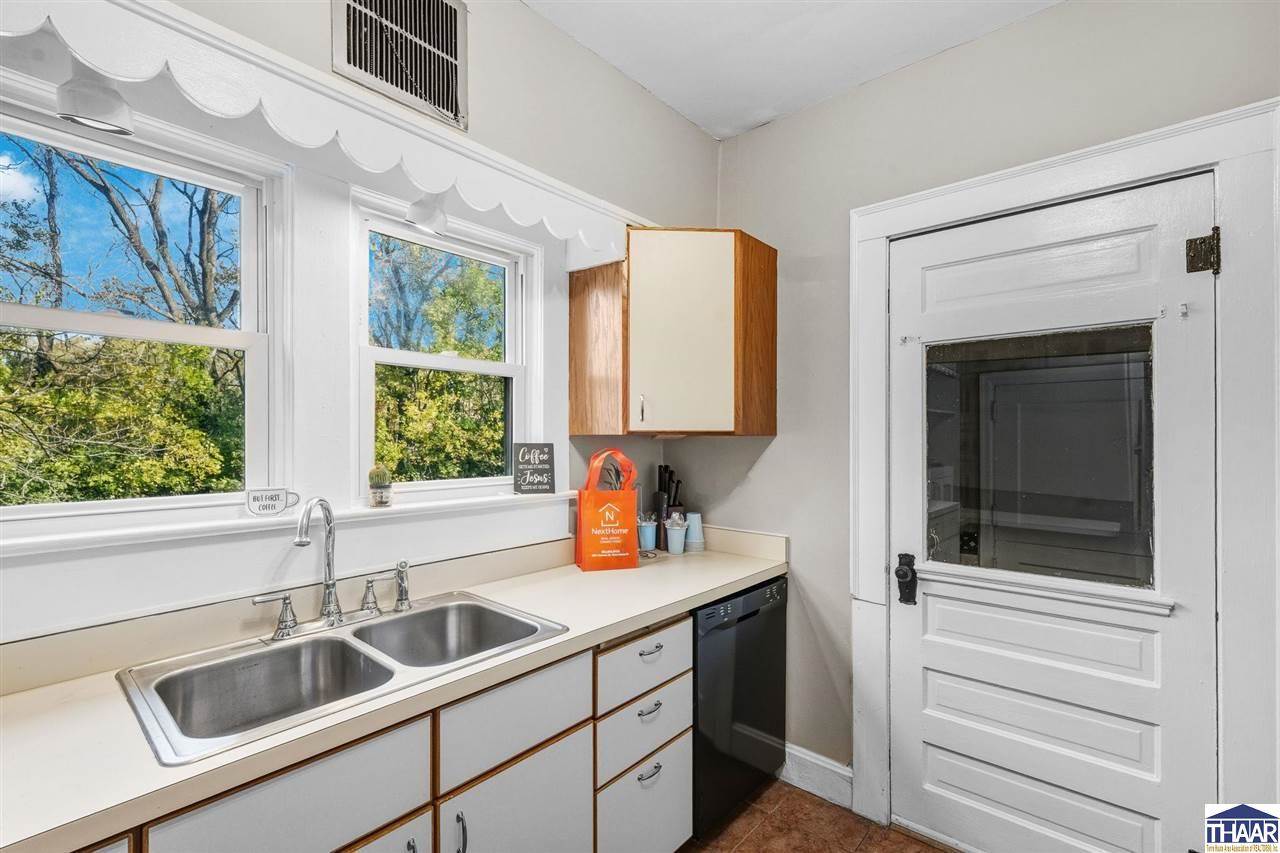 3138 Sidebender, Terre Haute, IN 47802