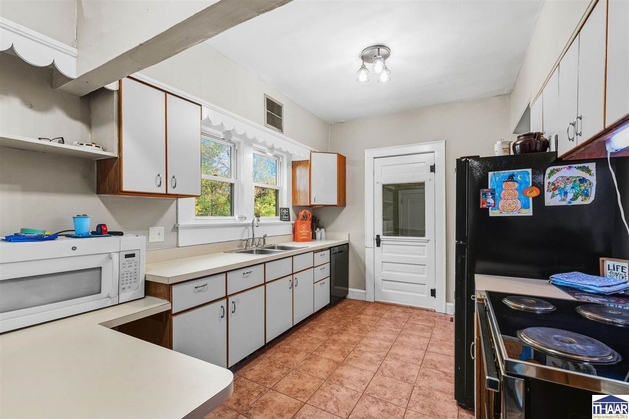 3138 Sidebender, Terre Haute, IN 47802