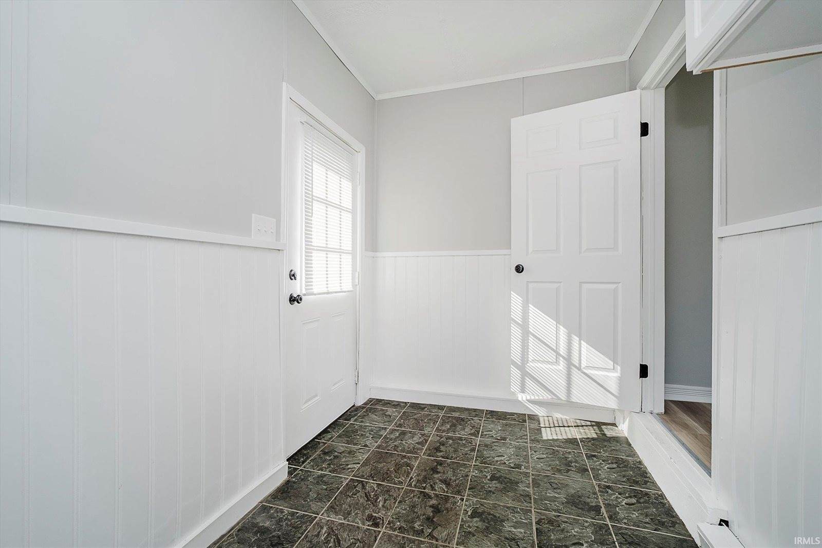 2011 W Sheffield Drive, Muncie, IN 47304