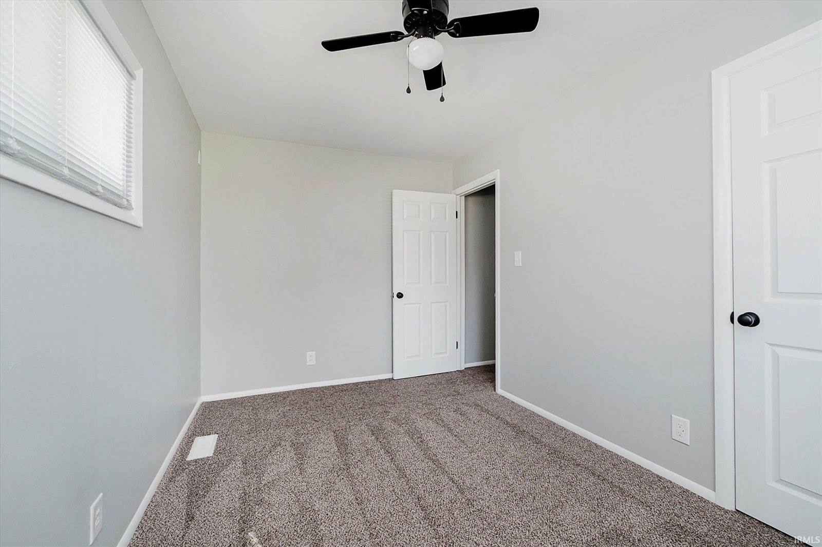 2011 W Sheffield Drive, Muncie, IN 47304