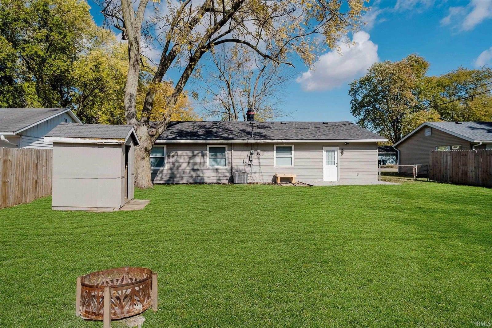 2011 W Sheffield Drive, Muncie, IN 47304