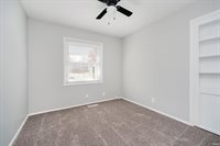 2011 W Sheffield Drive, Muncie, IN 47304