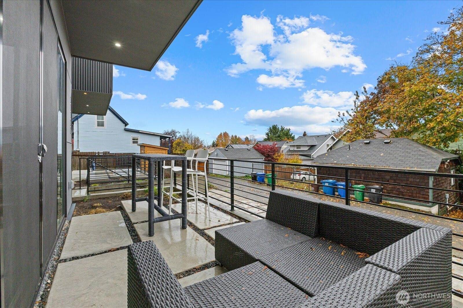 1114 26th Avenue, Seattle, WA 98122