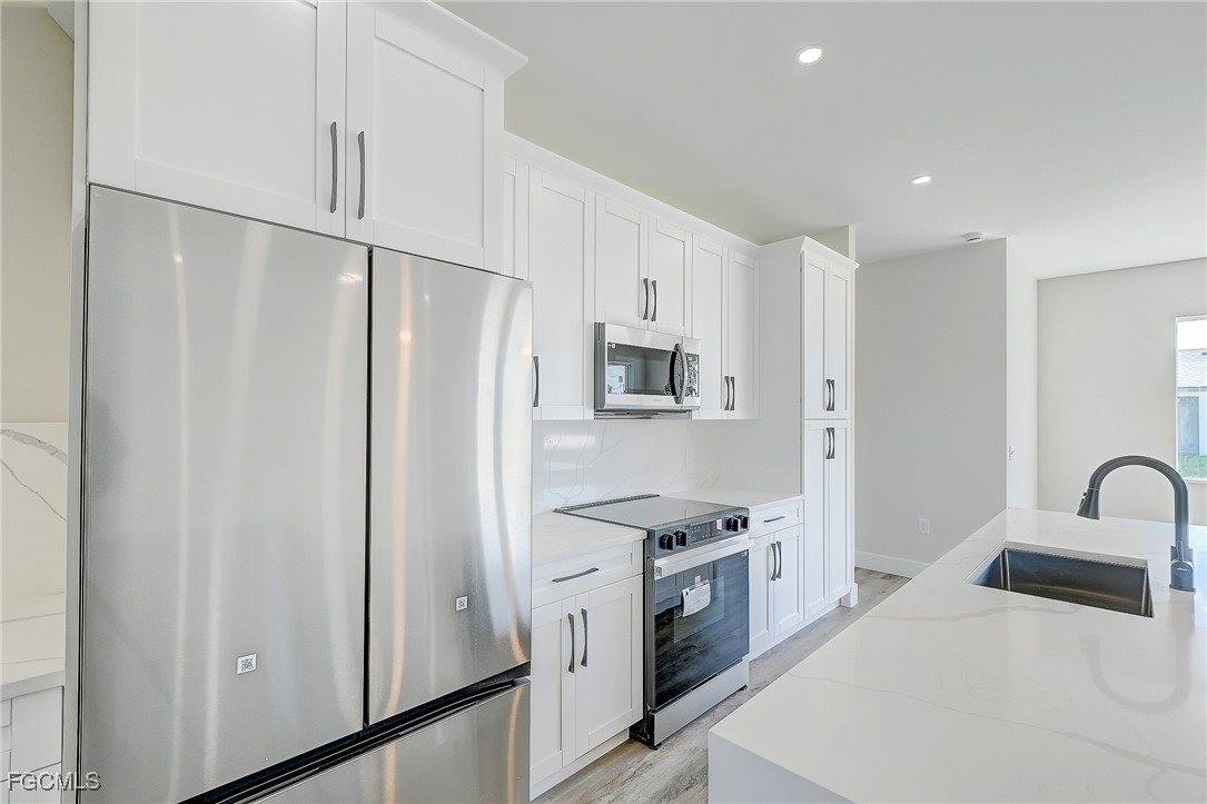 2619 3rd Street SW, Lehigh Acres, FL 33976