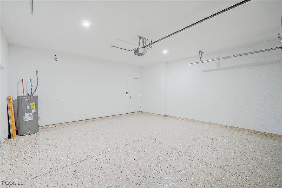 2619 3rd Street SW, Lehigh Acres, FL 33976