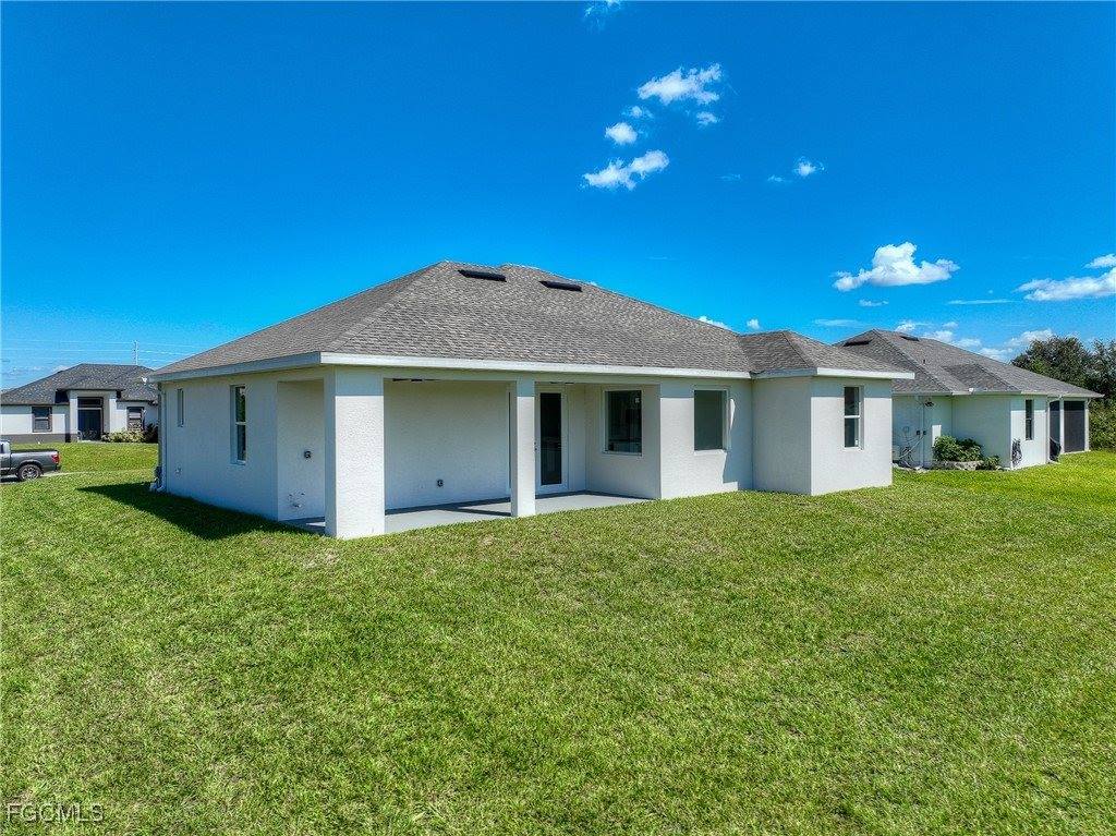 2619 3rd Street SW, Lehigh Acres, FL 33976