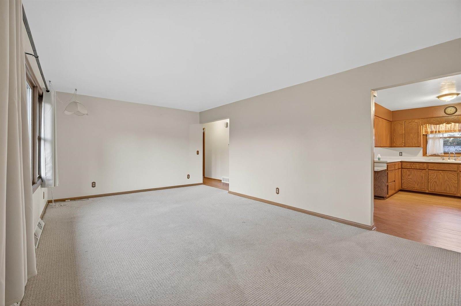 6940 Fairview Lane, Wisconsin Rapids, WI 54494