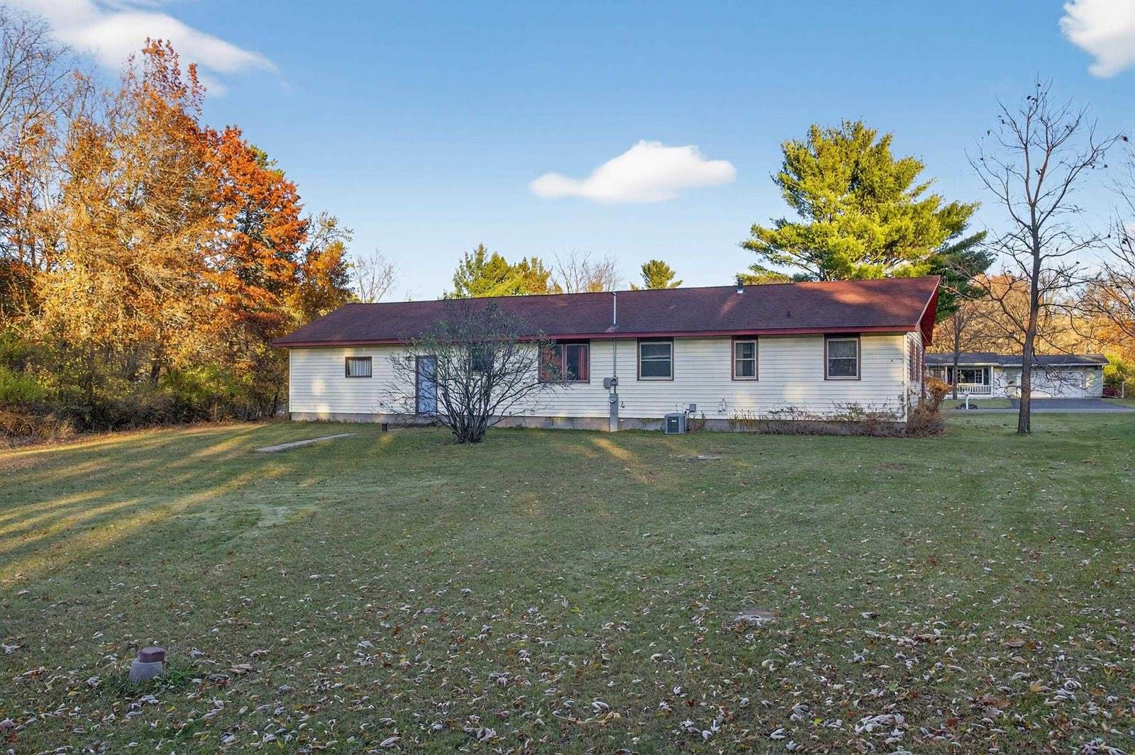 6940 Fairview Lane, Wisconsin Rapids, WI 54494