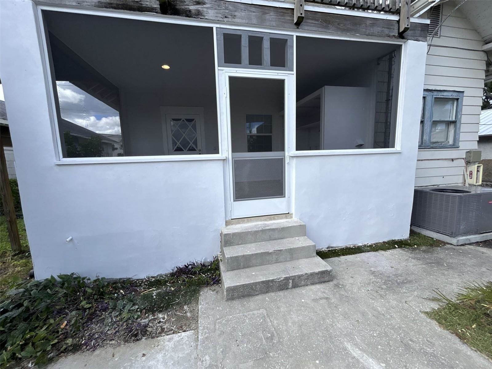 620 5TH Avenue West, #A- downstairs, Palmetto, FL 34221