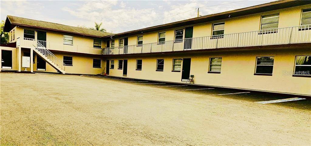 2700 Palmadelia Avenue, Sarasota, FL 34234