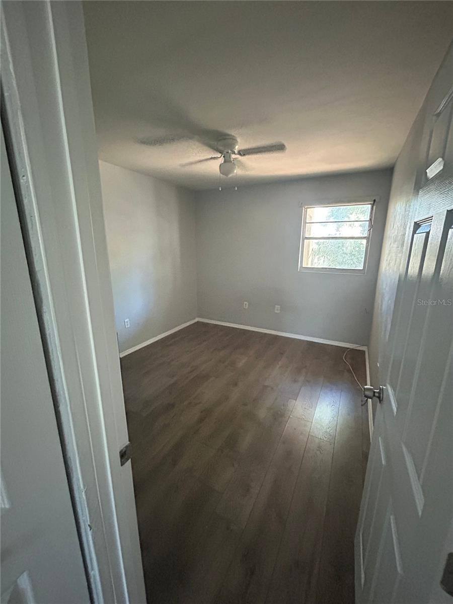 1587 20TH Street, Sarasota, FL 34234