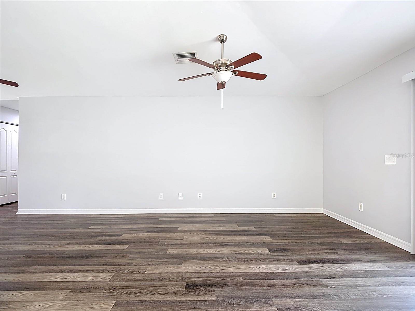 2812 4TH Street SW, Lehigh Acres, FL 33976