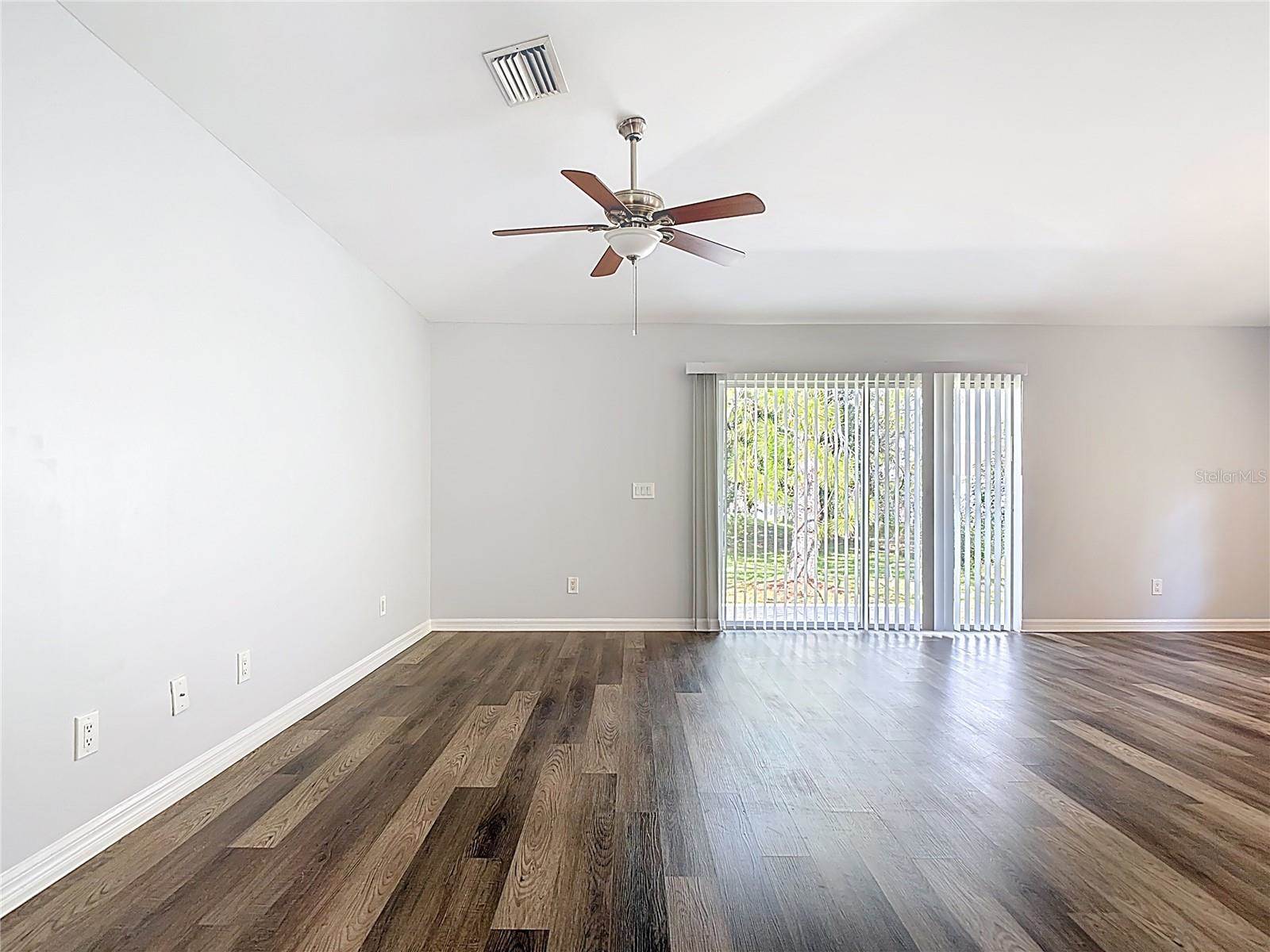 2812 4TH Street SW, Lehigh Acres, FL 33976