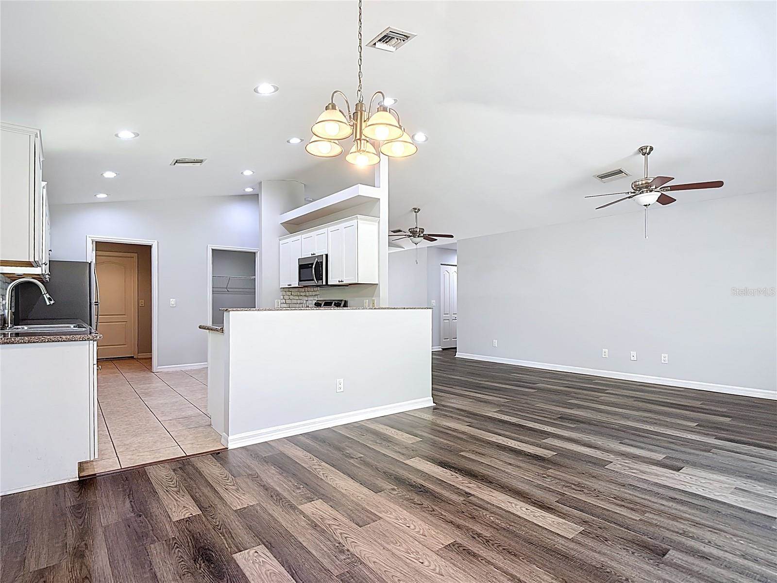 2812 4TH Street SW, Lehigh Acres, FL 33976