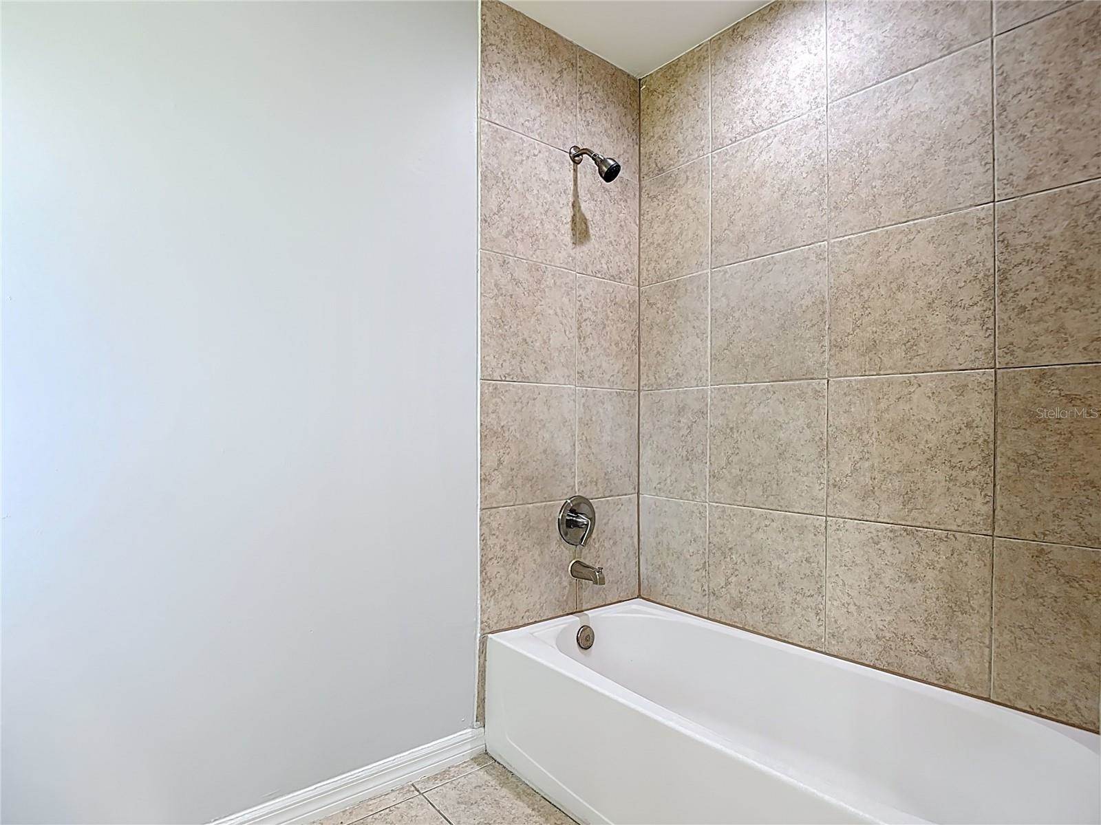 2812 4TH Street SW, Lehigh Acres, FL 33976