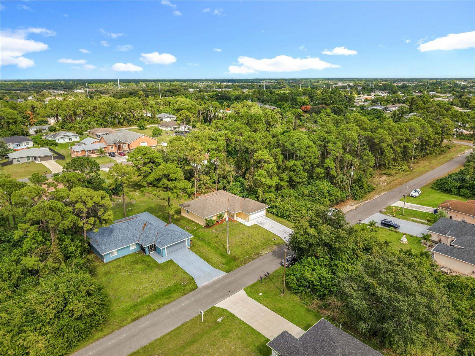 2812 4TH Street SW, Lehigh Acres, FL 33976