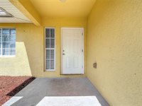 2812 4TH Street SW, Lehigh Acres, FL 33976