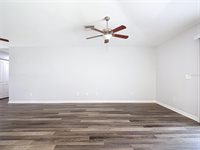 2812 4TH Street SW, Lehigh Acres, FL 33976