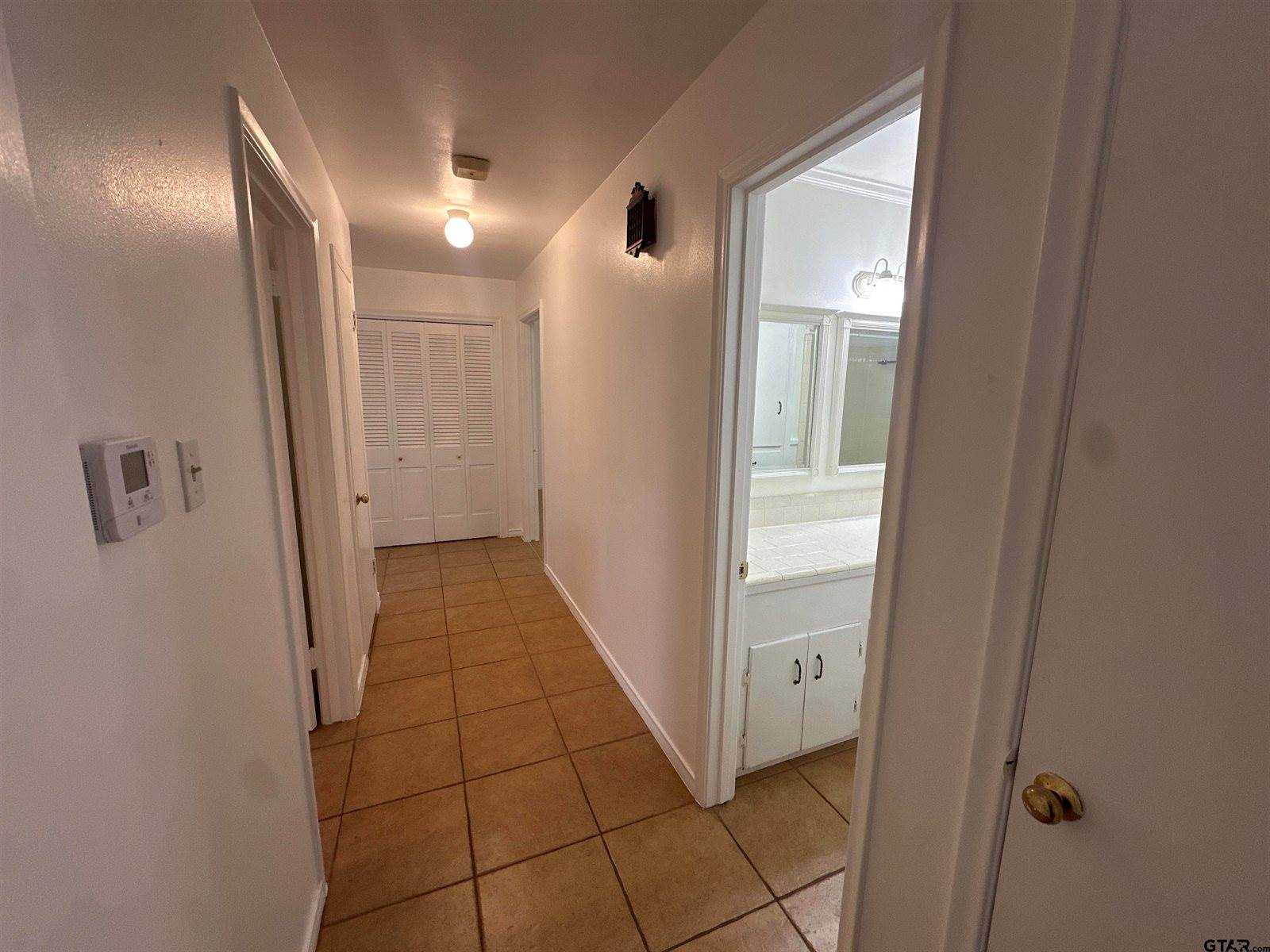 2213 Suanne Dr, Tyler, TX 75701