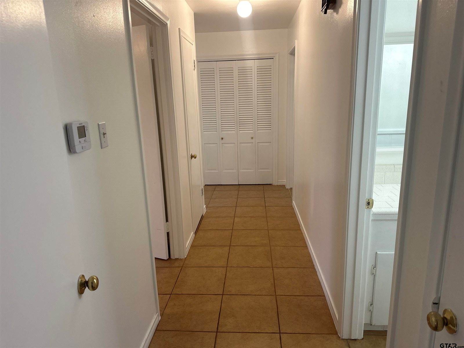 2213 Suanne Dr, Tyler, TX 75701