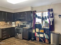 1718 4th Street West, Williston, ND 58801