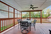 708 Lamp Post Ln, Aston, PA 19014